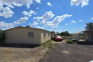 685 7th St, Penrose, CO 81240 - Photo 2