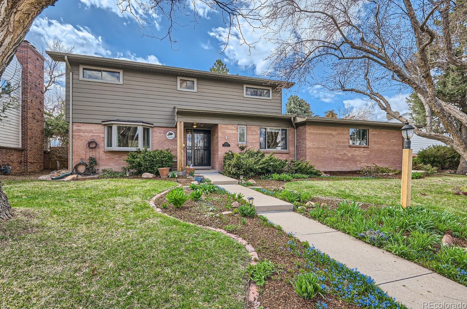 2541 Kearney St, Denver, CO 80222-6325