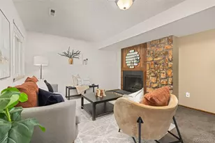 19853 E Greenwood Dr, Aurora, CO 80013 - Photo 30