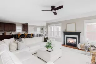 8189 E 32nd Ave, Denver, CO 80238 - Photo 2
