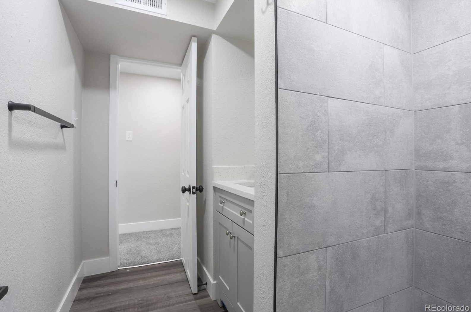 1652 Knox Ct, Denver CO  80219-4527 exterior