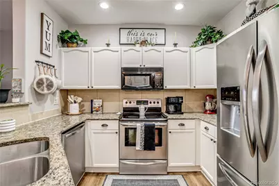 8309 S Independence Circle #203, Littleton, CO 80128 - Photo 4