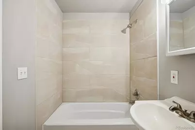 1680 Newark Street, Aurora, CO 80010 - Photo 20