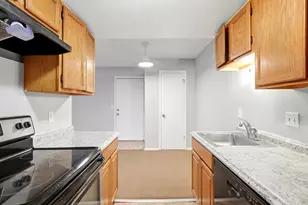 1358 S Irving St #27, Denver, CO 80219 - Photo 16