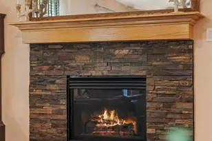 927 S Evanston Cir, Aurora, CO 80012 - Photo 4