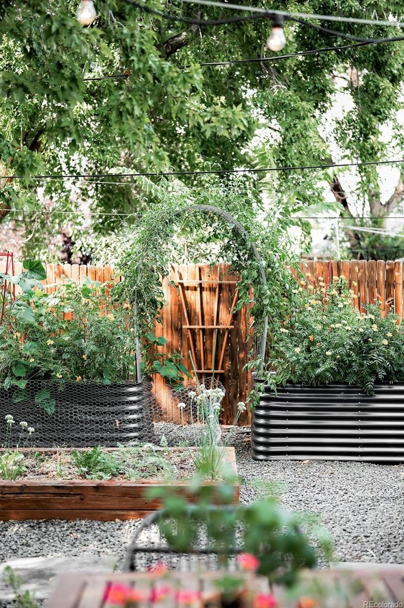 2625 Julian St, Denver CO  80219-5832 exterior