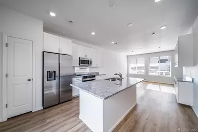 46569 Sunflower Lane, Bennett, CO 80102 - Photo 14