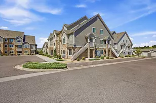 1841 S Dunkirk St, Aurora, CO 80017 - Photo 2