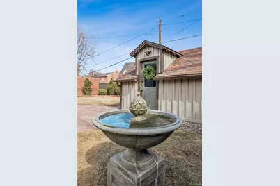 950 S Euclid Way, Denver, CO 80209 - Photo 34