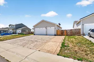 303 S 2nd Ave, Deer Trail, CO 80105 - Photo 24