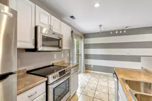 5527 E 100th Way, Thornton, CO 80229 - Photo 4