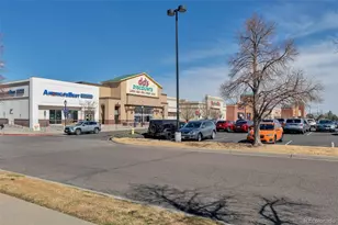 14211 E 1st Dr, Aurora, CO 80011 - Photo 18