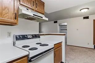 923 S Zeno Way, Aurora, CO 80017 - Photo 8