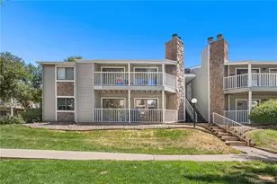 921 S Walden St, Aurora, CO 80017 - Photo 1