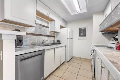 921 S Walden Street #105, Aurora, CO 80017 - Photo 8