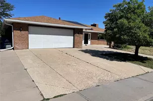 802 S 11th Ave, Brighton, CO 80601 - Photo 2