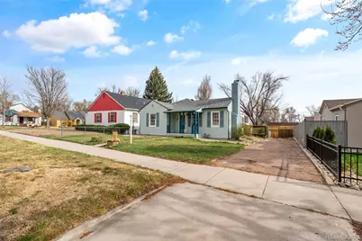 1321 E Monument Street, Colorado Springs, CO 80909 - Photo 2