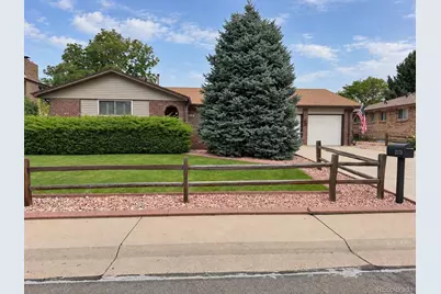 2170 S Flower Way, Lakewood, CO 80227 - Photo 2