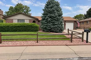 2170 S Flower Way, Lakewood, CO 80227 - Photo 2