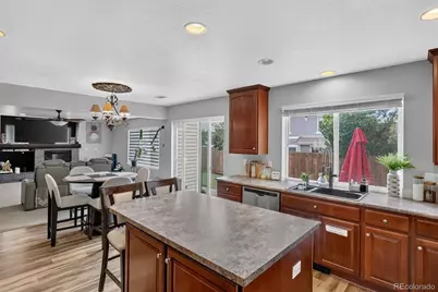 11861 Joplin Court, Commerce City, CO 80022 - Photo 14