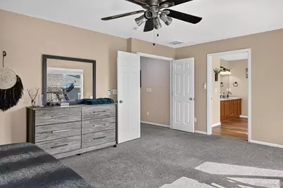 11861 Joplin Court, Commerce City, CO 80022 - Photo 36