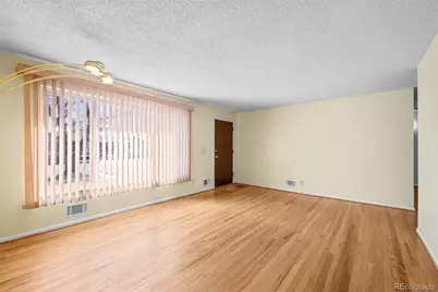 3219 Uvalda Street, Aurora, CO 80011 - Photo 8