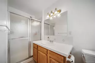 8070 Greenwood Ct, Denver, CO 80221 - Photo 16