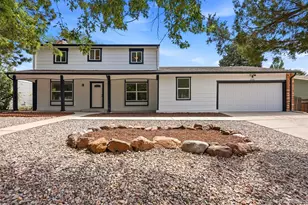 2725 Flintridge Dr, Colorado Springs, CO 80918 - Photo 1