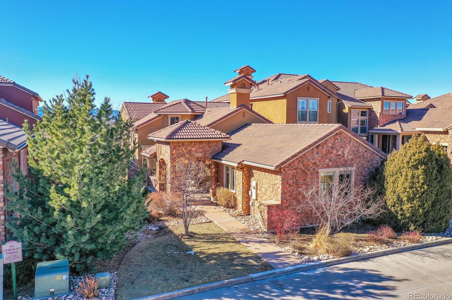 9401 Viaggio Way, Littleton, CO 80126-3603