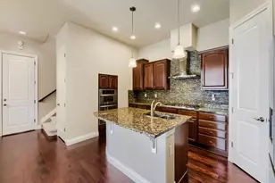 9241 Grafton Dr, Lone Tree, CO 80124 - Photo 4
