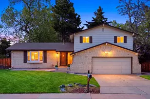 8923 W Warren Dr, Lakewood, CO 80227 - Photo 2