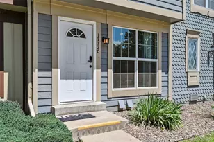 1732 S Blackhawk Way, Aurora, CO 80012 - Photo 2