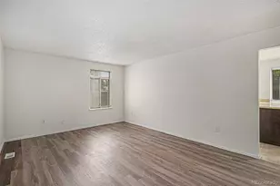 2832 S Mobile St, Aurora, CO 80013 - Photo 2