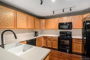 9795 W Freiburg Dr, Littleton, CO 80127 - Photo 8