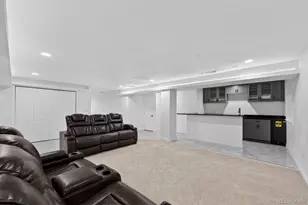 27 Desert Willow Ln, Littleton, CO 80127 - Photo 32