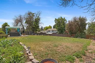 4725 Topeka Ct, Denver, CO 80239 - Photo 36