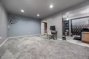 4725 Topeka Ct, Denver, CO 80239 - Photo 26