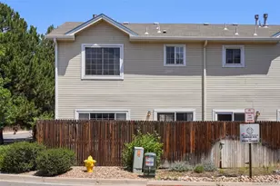12105 E 2nd Dr., Aurora, CO 80011 - Photo 2