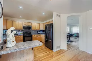 2743 S Waco Way, Aurora, CO 80013 - Photo 8