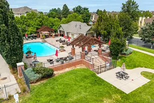 9867 E Florida Pl, Denver, CO 80247 - Photo 28