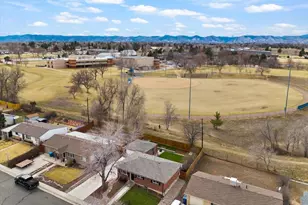 3921 S Hazel Ct, Englewood, CO 80110 - Photo 6