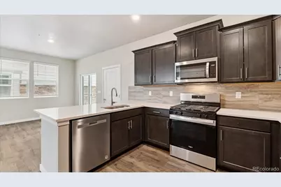 352 N Amory Street, Watkins, CO 80137 - Photo 2