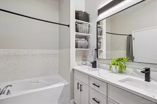 220 Roslyn St, Denver, CO 80230 - Photo 12