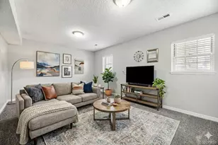 9830 W Chenango Ave, Littleton, CO 80123 - Photo 20