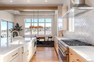 7572 Raphael Ln, Littleton, CO 80125 - Photo 8