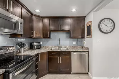 924 Galena Street, Aurora, CO 80010 - Photo 18