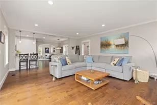 4636 Montview Blvd, Denver, CO 80207 - Photo 14