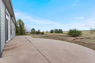 49240 Antelope Dr W, Bennett, CO 80102 - Photo 42