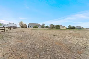 49240 Antelope Dr W, Bennett, CO 80102 - Photo 46
