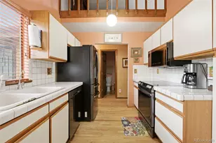 47 S Eagle Cir, Aurora, CO 80012 - Photo 10